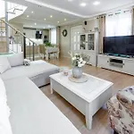 Vacation House Cavtat * تْسافتات