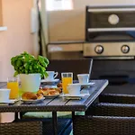 Vacation House Cavtat بيت للعطل *