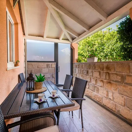 Σπίτι διακοπών Vacation House Cavtat
