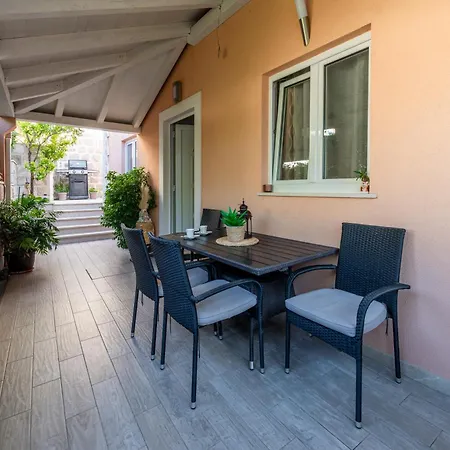 Vacation House Cavtat بيت للعطل